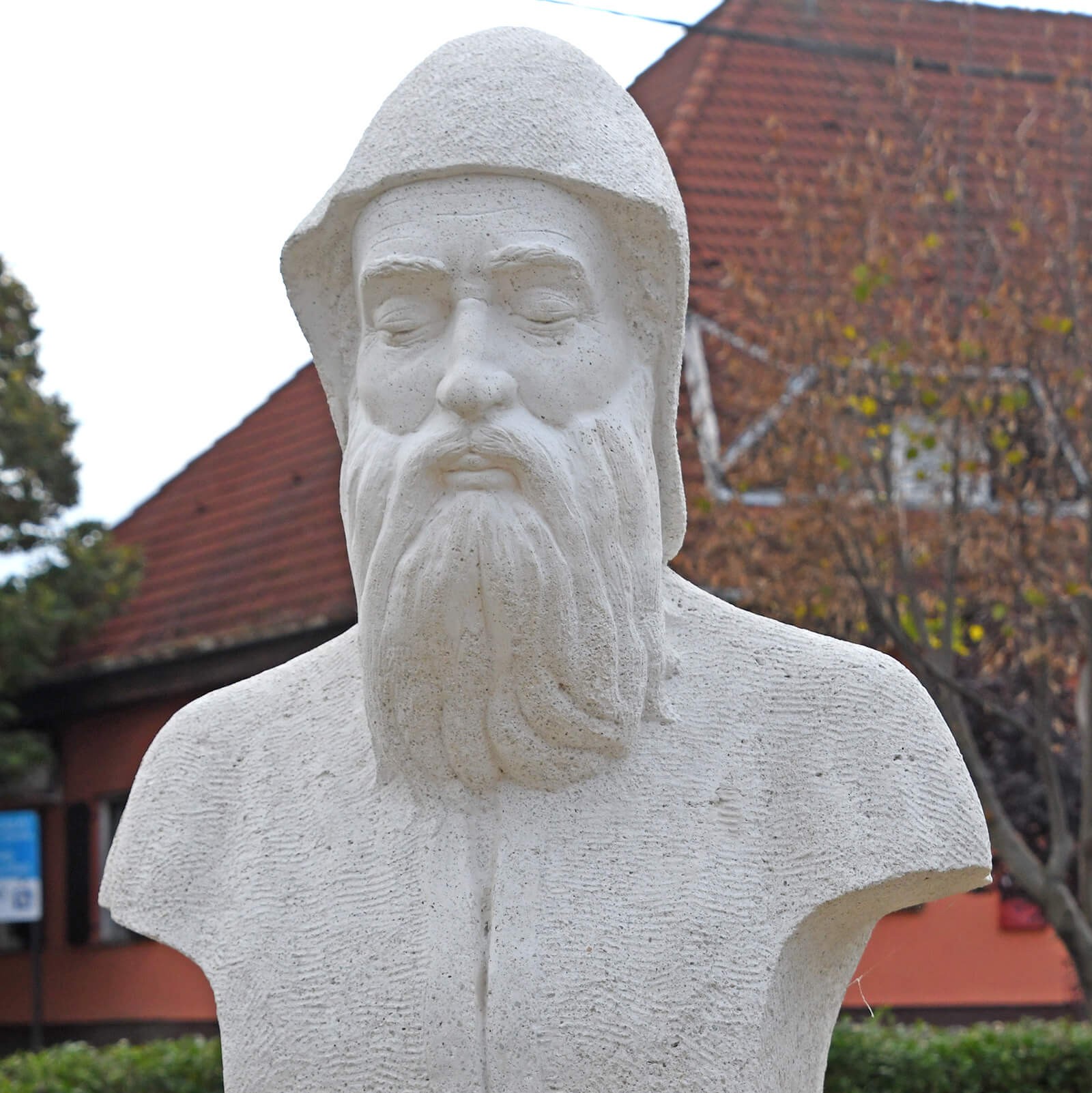 São Charbel Makhlouf